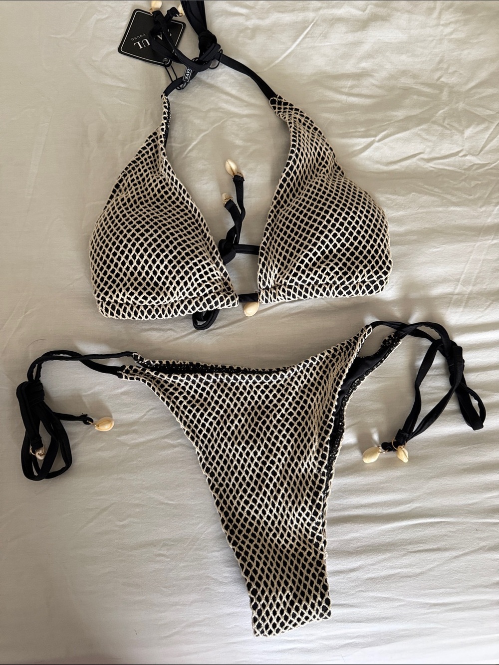 Black & Cream Mesh-Pattern Triangle Bikini Set
